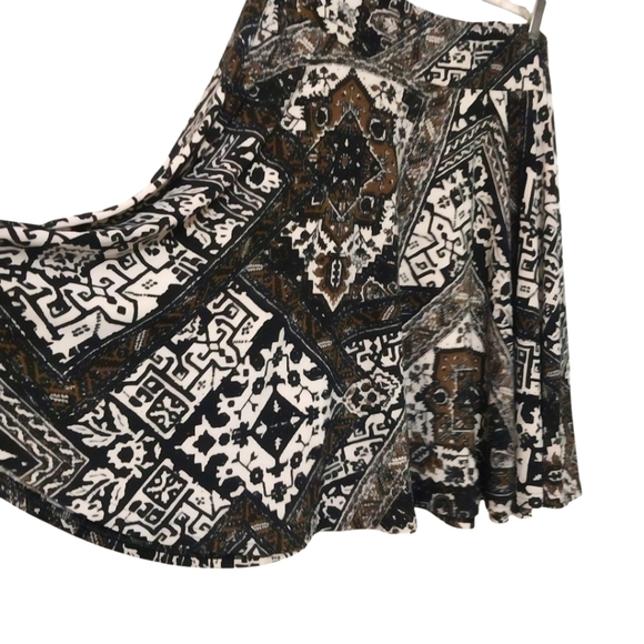 🔵BOGO FREE🔵 Chaps Floral Skirt Brown Black White Sz L - Picture 2 of 5